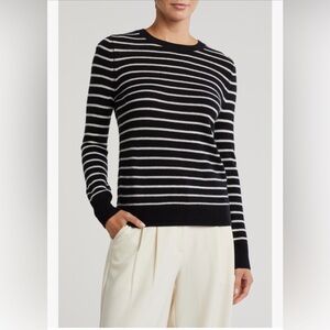 Nordstrom 100% Cashmere sweater. Size small.